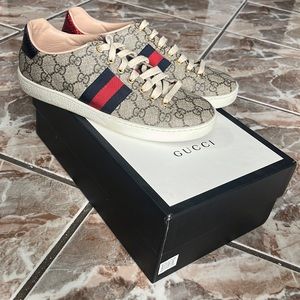 Gucci Ace Sneakers GG Supreme Size 37
